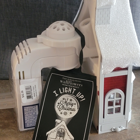 Bath and Body Works Wallflower plug-in - Picture 2 of 4